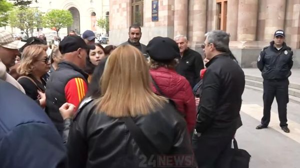 ՓՄՁ ներկայացուցիչների ակցիան կառավարության մոտ - Sputnik Արմենիա