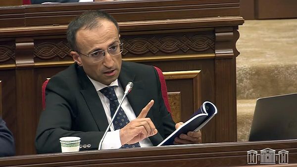 Արսեն Թորոսյան - Sputnik Արմենիա