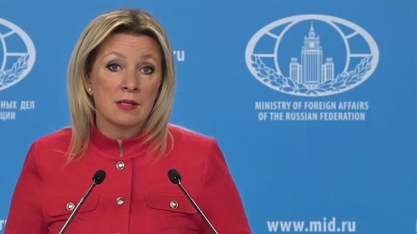 Мария Захарова во время еженедельного брифинга (17 апреля 2025). Москва - Sputnik Армения