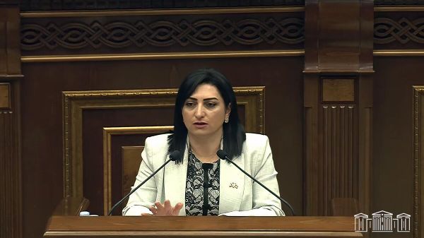 Թագուհի Թովմասյան - Sputnik Արմենիա
