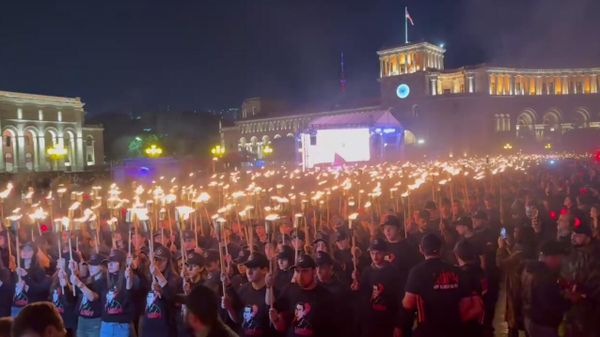 Традиционное факельное шествие в преддверии годовщины Геноцида армян в Османской Турции - Sputnik Արմենիա
