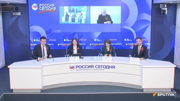 Маргарита Симоньян и Дмитрий Киселев выступили на пресс-конференции, посвященной старту акции Георгиевская лентоакции  - Sputnik Армения