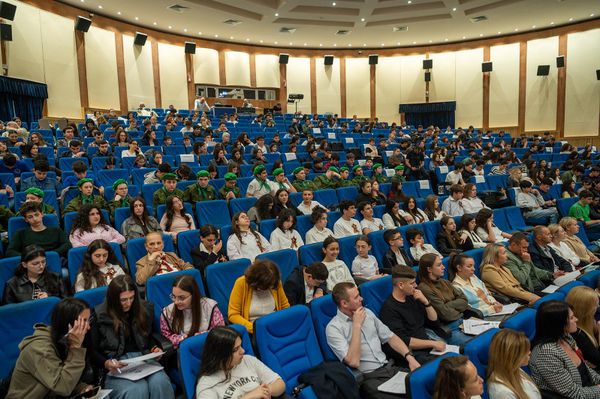 Международное патриотическое мероприятие Диктант Победы (25 апреля 2025). Еревaн - Sputnik Армения