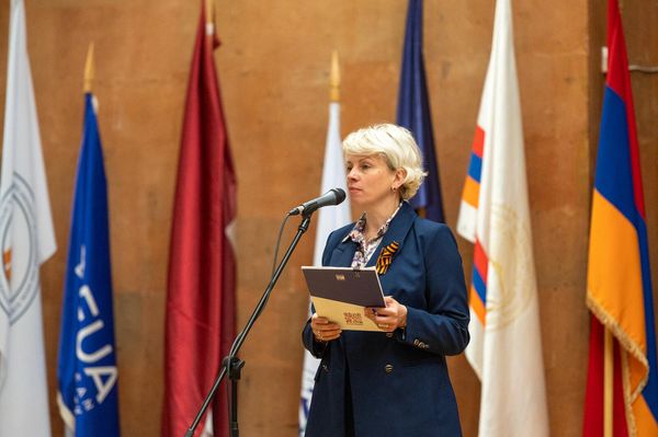 Международное патриотическое мероприятие Диктант Победы (25 апреля 2025). Еревaн - Sputnik Армения