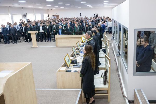 Судебное заседание над армянским военно-политическим руководством Нагорного Карабаха (25 апреля 2025). Баку - Sputnik Армения