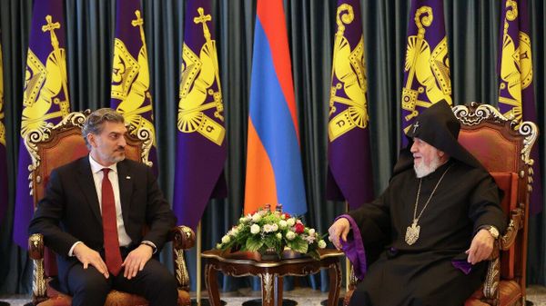 Ամենայն հայոց կաթողիկոսն ընդունել է Վրաստանի նախագահին. 29.04.2025 - Sputnik Արմենիա