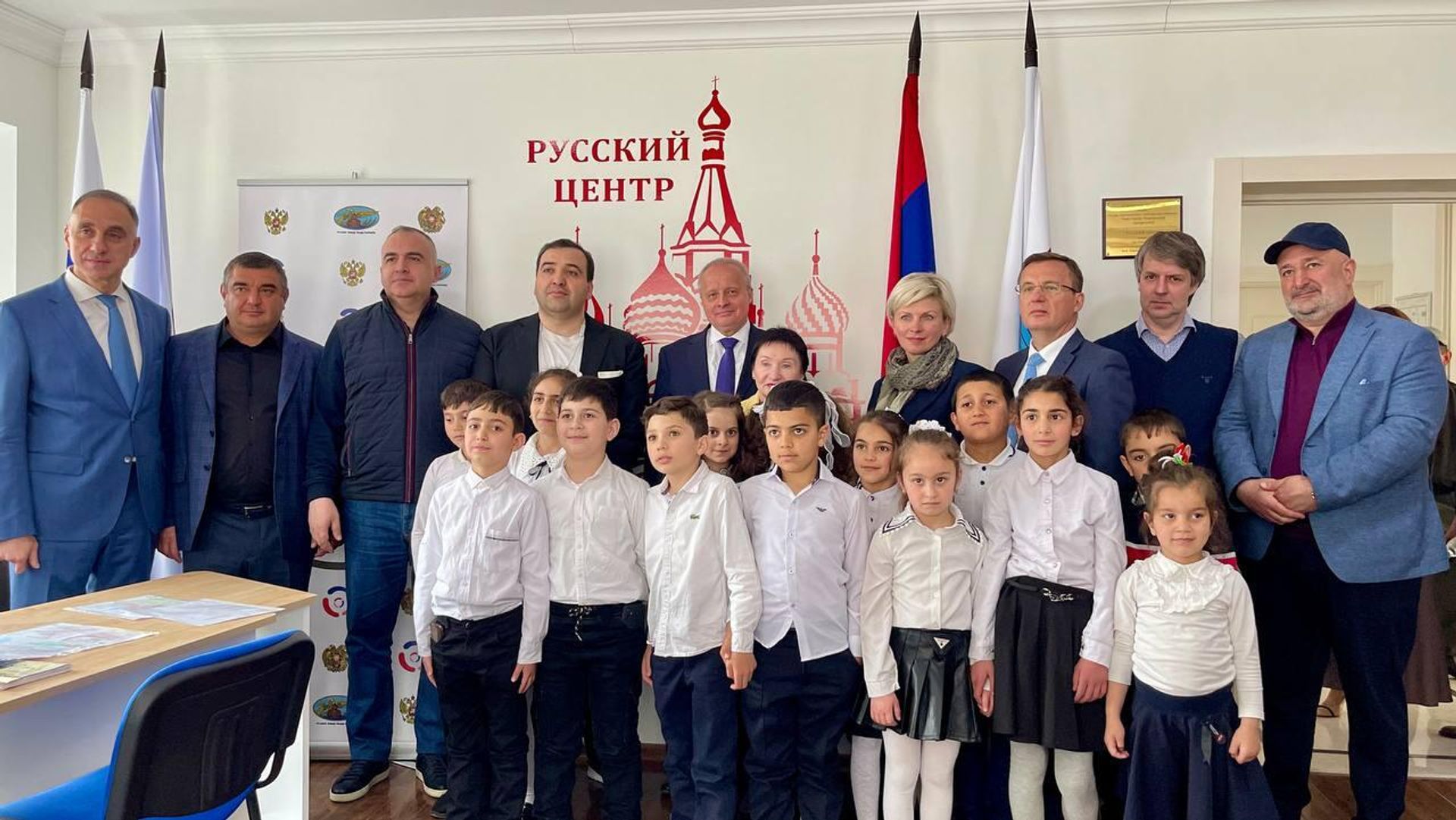 Посол России С.П.Копыркин совместно с Генеральным консулом России в Гюмри И.Б.Титовым совершил рабочую поездку в Лорийскую область - Sputnik Արմենիա, 1920, 01.05.2025