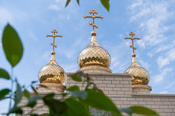 Православная церковь в селе Ерасхаун, построенная езидом-огнепоклонником - Sputnik Армения