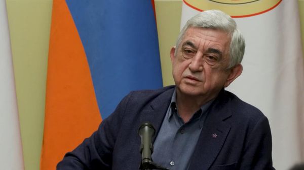Серж Саргсян отвечает на вопросы студентов и преподавателей (4 мая 2025). Еревaн - Sputnik Армения