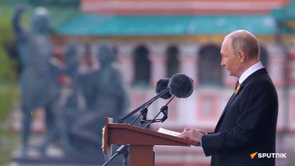 Путин: все республики СССР несли общую тяжелую ношу войны - Sputnik Армения