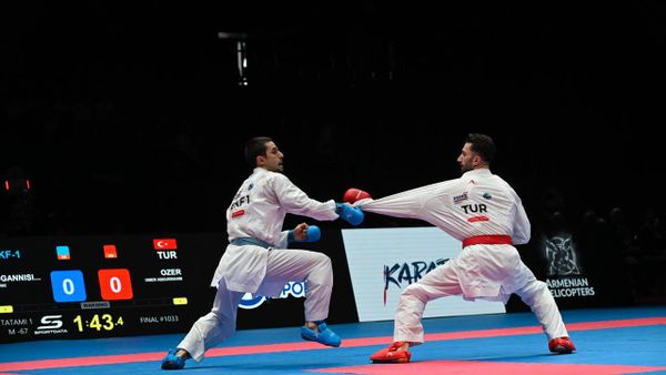 Юрик Оганнисян (67 кг) стал серебряным призером EKF Чемпионата Европы 2025 по каратэ (10 мая 2025). Еревaн - Sputnik Армения