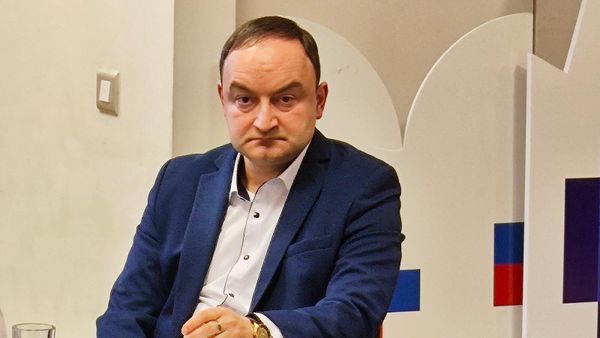 Кандидат исторических наук Ваге Аветисян на научно-практическом семинаре Общая историческая память: необходимость сохранения в условиях попыток фальсификации (13 мая 2025). Еревaн - Sputnik Армения