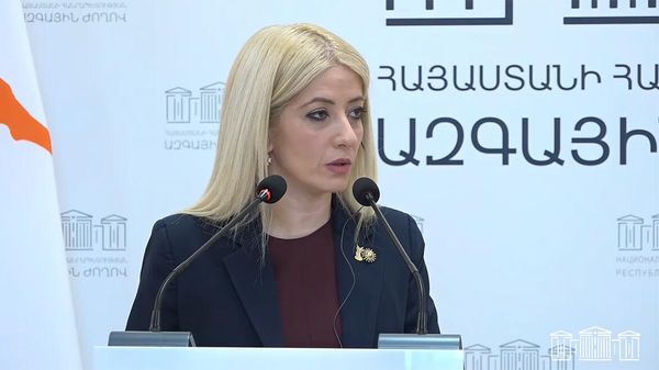 Совместная пресс-конференция Председателей парламентов Армении и Кипра Алена Симоняна и Аниты Димитриу по итогам встречи (19 мая 2025). Еревaн - Sputnik Армения