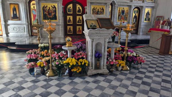 Мощи блаженной Матроны Московской в Покровском храме Еревана - Sputnik Армения