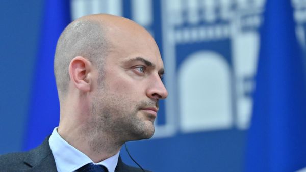 Главы МИД Армении и Франции Арарат Мирзоян и Жан-Ноэль Барро на пресс-конференции по итогам встречи (26 мая 2025). Еревaн - Sputnik Армения