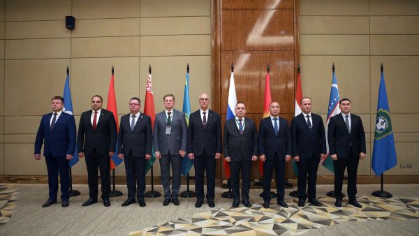 Рабочая встреча руководителей международно-правовых структур пограничных ведомств государств – участников СНГ (26 мая 2025). Москвa - Sputnik Армения