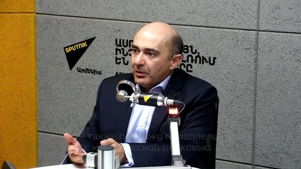 Искушения есть везде, но отрицание церкви как национального института недопустимо - Sputnik Армения