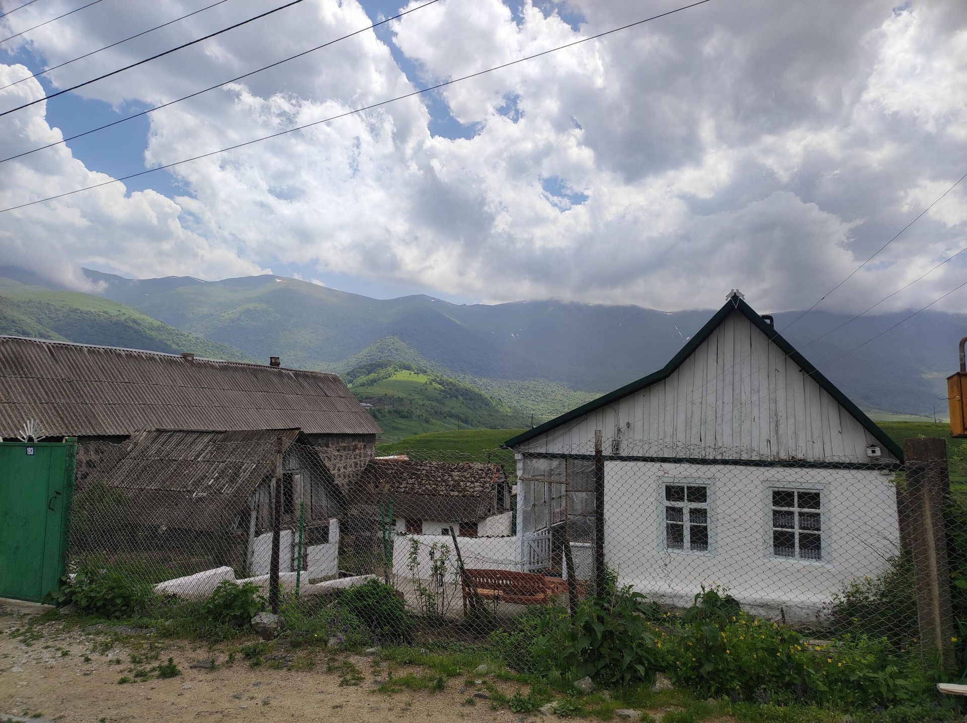 Село Фиолетово в Лорийской области Армении Село Фиолетово в Лорийской области Армении - Sputnik Армения, 1920, 02.06.2025