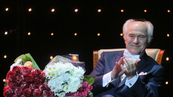 Композитор Евгений Дога во время юбилейного вечера в Государственном Кремлевском дворце (2 июня 2017). Москвa - Sputnik Армения