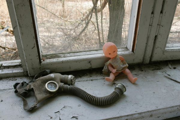 Չեռնոբիլի աղետ1986 թվականի ապրիլի 26-ին Չեռնոբիլի ԱԷԿ-ի վթարի հետևանքով 8,4 միլիոն մարդ ռադիոակտիվ ճառագայթման է ենթարկվել, շուրջ 404 հազար մարդ տեղահանվել է, աղետի հետևանքները վերացնողներից 600 հազարը տուժել է տարբեր աստիճանի ճառագայթումից: - Sputnik Արմենիա