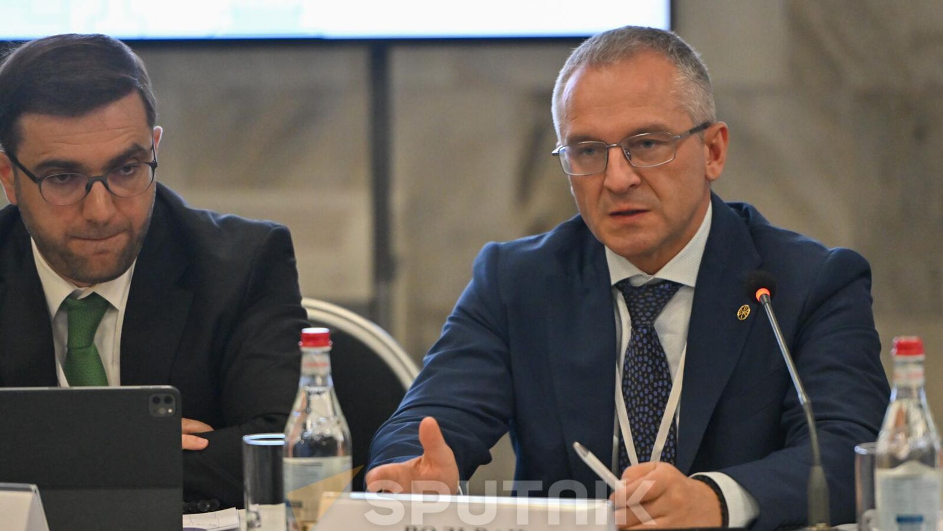 Дмитрий Вольвач на десятом Российско-армянском межрегиональном форуме (6 июня 2025). Еревaн - Sputnik Армения, 1920, 06.06.2025