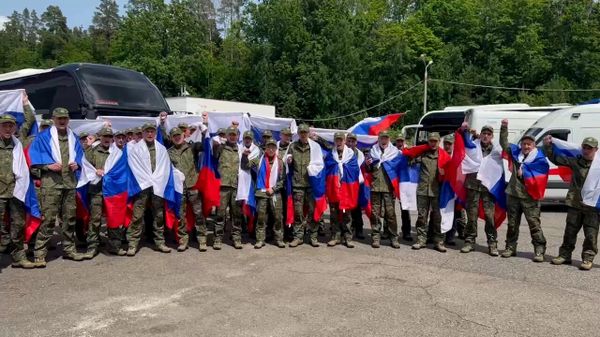 Российские военнопленные возвращаются домой - Sputnik Армения