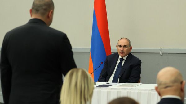 Նիկոլ Փաշինյանը Ստամբուլում հանդիպում է ունեցել տեղի հայ համայնքի ներկայացուցիչների հետ։ - Sputnik Արմենիա