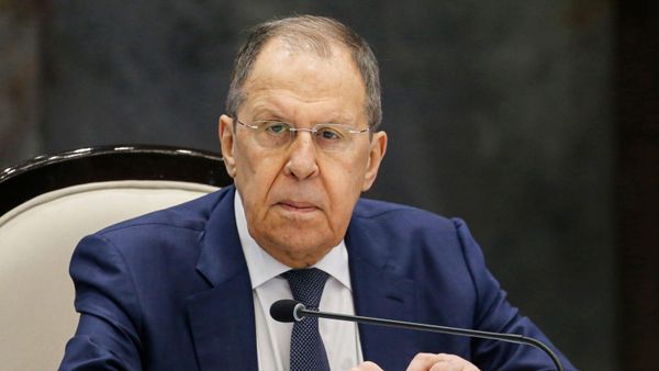 Министр иностранных дел РФ Сергей Лавров на встрече с киргизским коллегой (29 июня 2025). Бишкек - Sputnik Армения