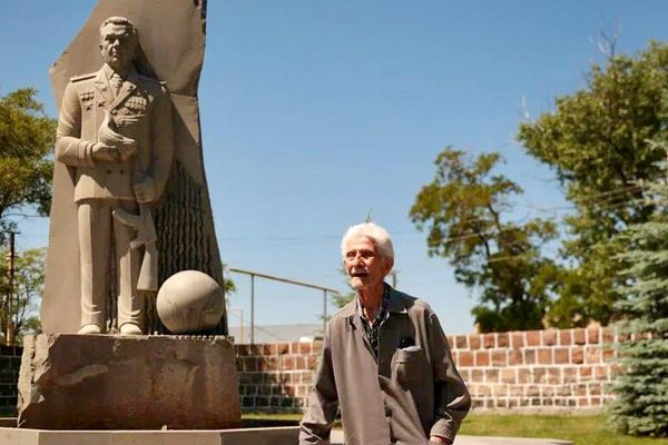 Экскурсия 99-летнего ветерана ВОВ Михаила Саакяна по 102-ой российской военной базе в Гюмри - Sputnik Армения