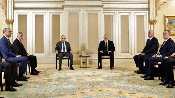 Նիկոլ Փաշինյանն ու Իլհամ Ալիևը - Sputnik Արմենիա