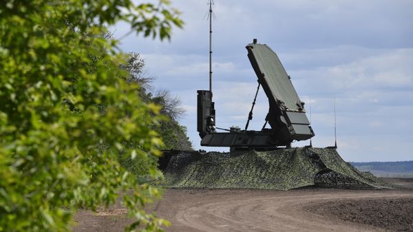 Работа зенитно-ракетной системы ПВО С-300В4  - Sputnik Армения