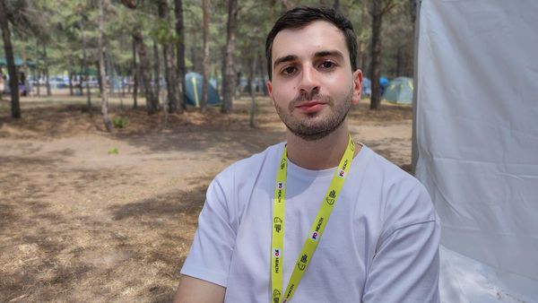Основатель стартапа Salute AI Овсеп Мардоян на форуме Sevan Startup Summit 2025 - Sputnik Армения