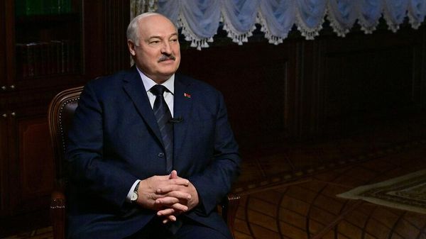 Президентом Беларуси Александр Лукашенко во время интервью журналу Time - Sputnik Армения