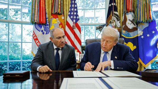 Встреча премьер-министра Никола Пашиняна с президентом США Дональдом Трампом (9 августа 2025). Вашингтон - Sputnik Армения