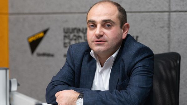 Эксперт по энергетической безопасности, кандидат технических наук - доцент Артур Аветисян в гостях радио Sputnik - Sputnik Армения