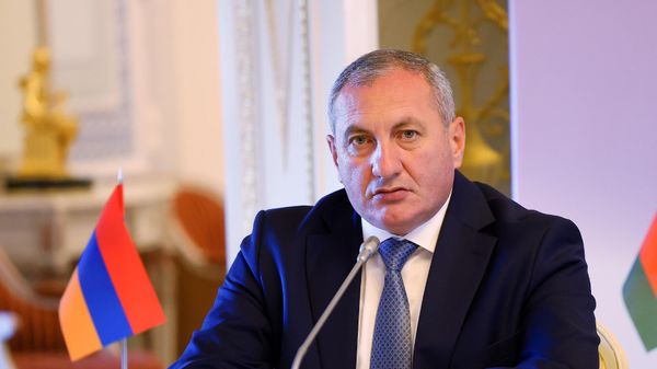 Начальник полиции МВД, замминистра внутренних дел Арам Казарян на очередном заседании Совета министров внутренних дел государств – участников СНГ (12 августа 2025). Санкт-Петербург - Sputnik Армения