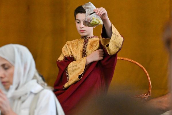 Незадолго до кончины Божьей Матери все апостолы, не сговариваясь между собой, собрались вместе в ее Доме. - Sputnik Армения