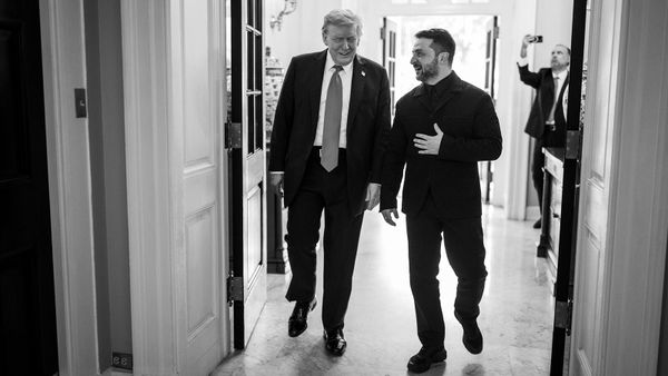 Президент США Дональд Трамп встретился с президентом Украины Владимиром Зеленским в Белом доме (18 августа 2025). Вашингтон - Sputnik Армения
