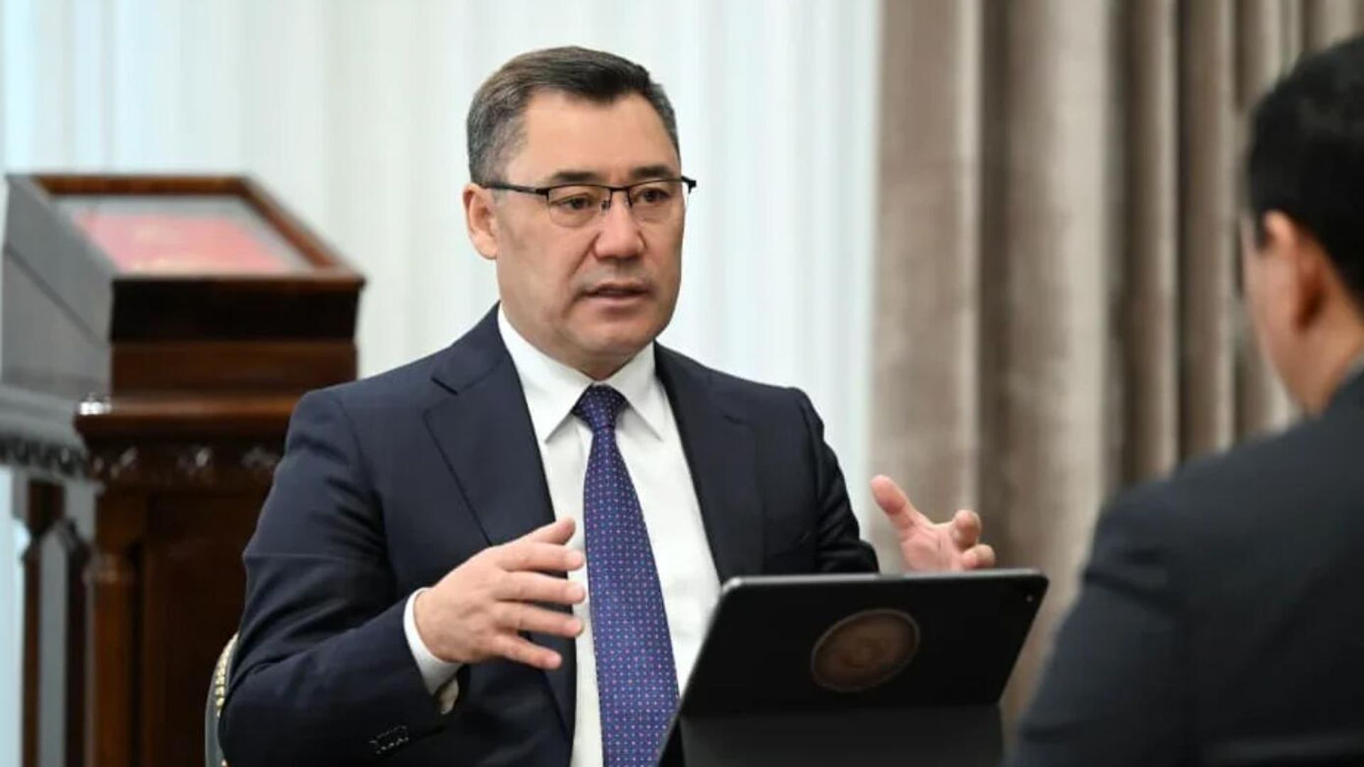 Президент Кыргызстана Садыр Жапаров Президент Кыргызстана Садыр Жапаров - Sputnik Армения, 1920, 21.08.2025
