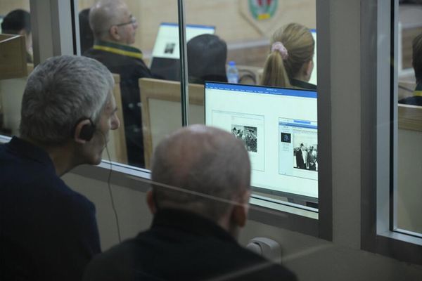 Հայ գերիները Բաքվի դատարանում - Sputnik Արմենիա