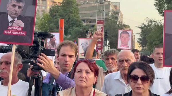 Митинг единства, посвященный Дню независимости Нагорного Карабаха, стартовал в Ереване - Sputnik Армения