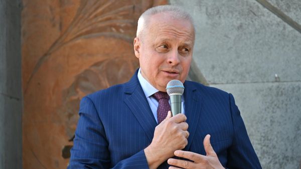 Посол РФ Сергей Копыркин во время мероприятий, посвященных восстановлению мемориала памяти погибших в ВОВ (13 сентября 2025). село Фонтан, Котайкская область - Sputnik Армения