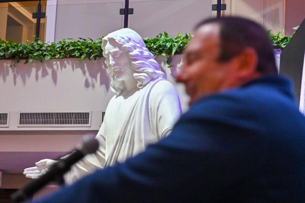 Гагик Царукян на презентации информационного бюро и веб-сайта статуи Иисуса Христа (16 сентября 2025). Еревaн - Sputnik Армения