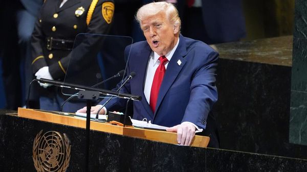 Президент США Дональд Трамп выступает на 80-й сессии Генеральной Ассамблеи Организации Объединённых Наций в штаб-квартире ООН (23 сентября 2025). Нью-Йорк - Sputnik Армения