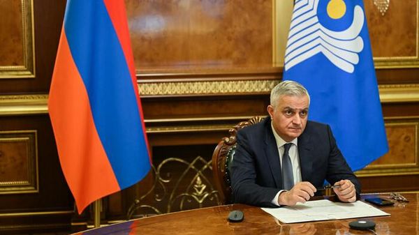 Вице-премьер Мгер Григорян принял участие в очередном заседании Совета глав правительств стран СНГ в дистанционном формате (29 сентября 2025). Еревaн - Sputnik Армения