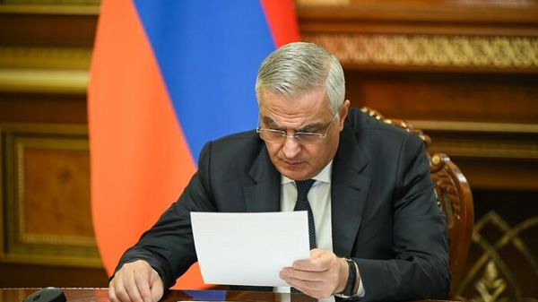 Մհեր Գրիգորյան - Sputnik Արմենիա