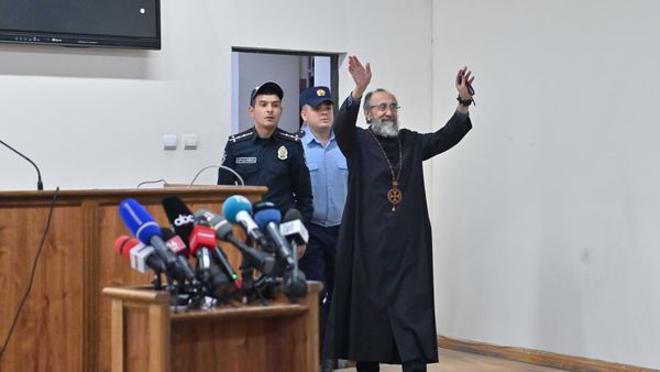 Միքայել սրբազանը - Sputnik Արմենիա