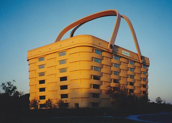 Штаб-квартира фирмы Longaberger в НьюаркеLongaberger — крупнейший производитель плетеных корзин и других предметов быта в Америке - Sputnik Армения