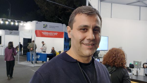 Заведующий лабораторией Института прикладных проблем физики НАН Армении, кандидат физико-математических наук Вардан Маркарян - Sputnik Армения