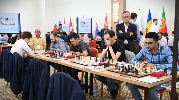 Мужская сборная одержала победу в 5-м туре командного чемпионата Европы по шахматам (9 октября 2025). Батуми - Sputnik Армения